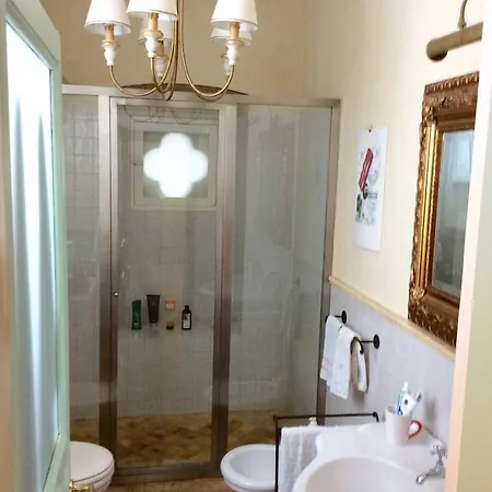La Di Sofia Bed and Breakfast Καλτανισέττα
